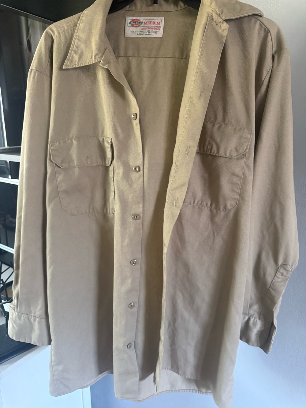 Dickies Men's Beige Twill Work Shirt M Long Sleeve Button Front 2 Pocket